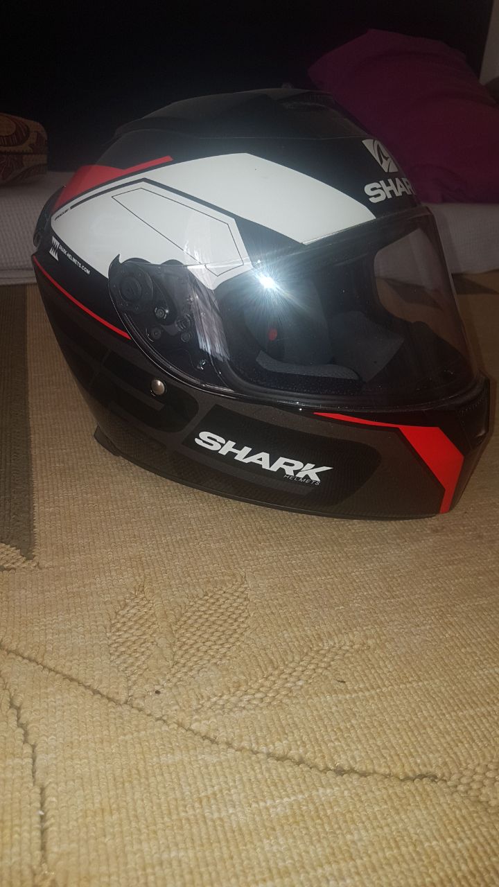 Shark -  Helmet - Shark Speed-R2 Sauer Helmet Black-White-Red